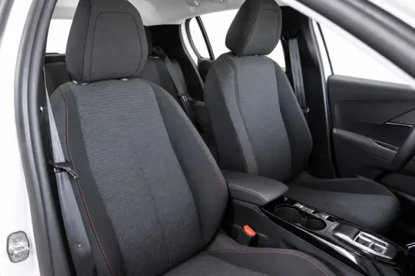 Peugeot e-208 50 kWh Style 7
