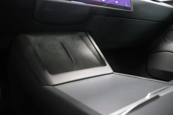 Tesla Model 3 Long Range AWD Dual Motor 21