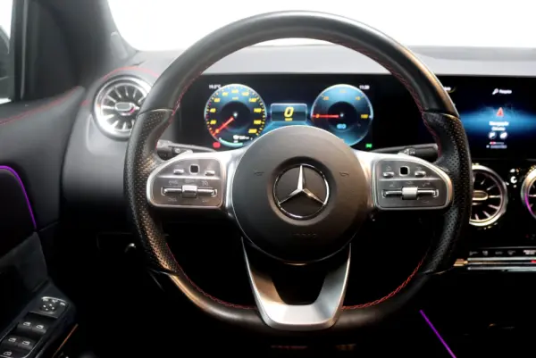 Mercedes-Benz EQA 250 AMG Line 29