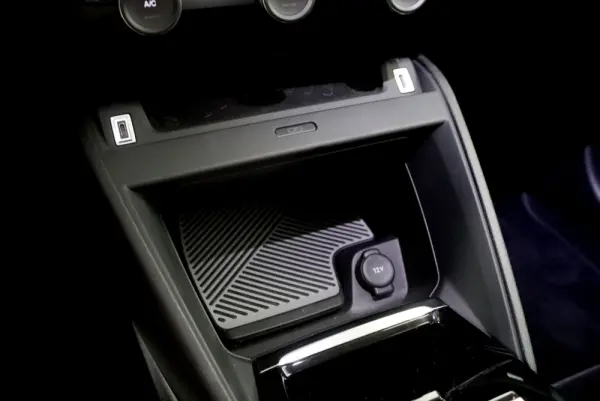 Citroen e-C4 X 50 kWh Shine 14