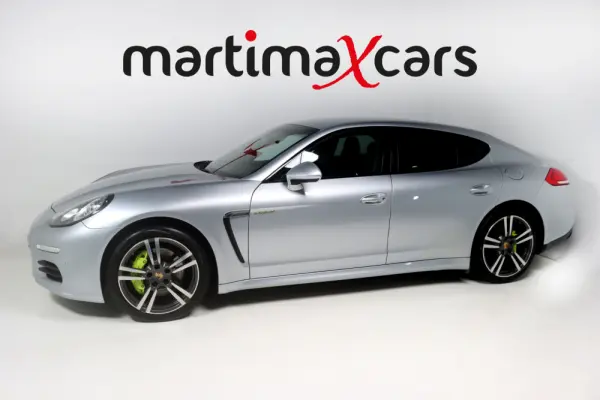 Porsche Panamera S Hybrid 3