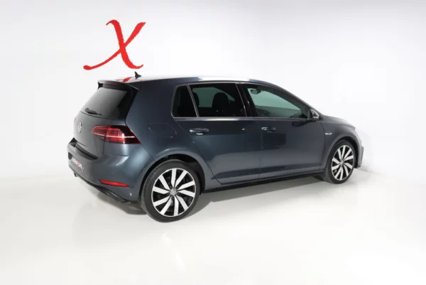 Volkswagen Golf GTE Plug-In Hybrid 3