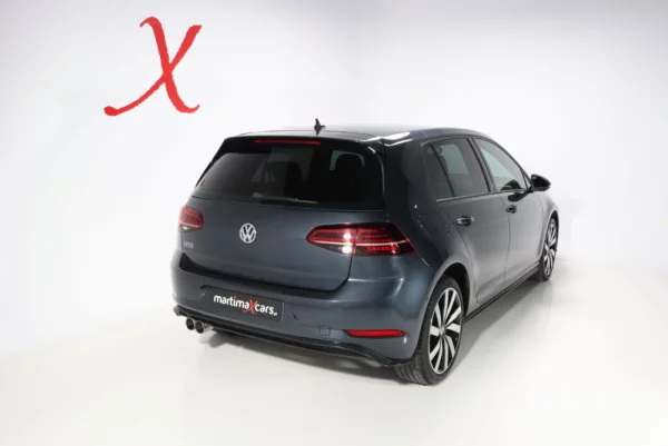 Volkswagen Golf GTE Plug-In Hybrid 4