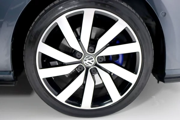 Volkswagen Golf GTE Plug-In Hybrid 18