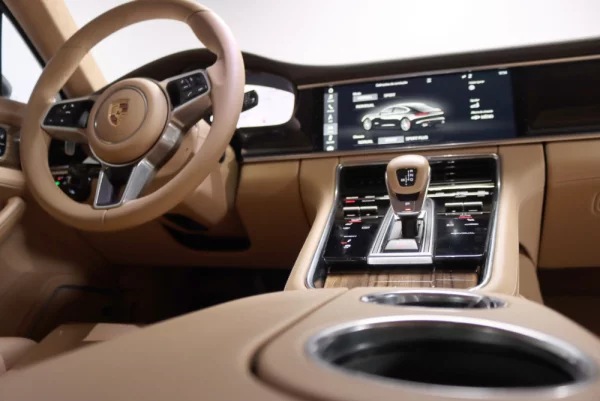 Porsche Panamera TURBO 16