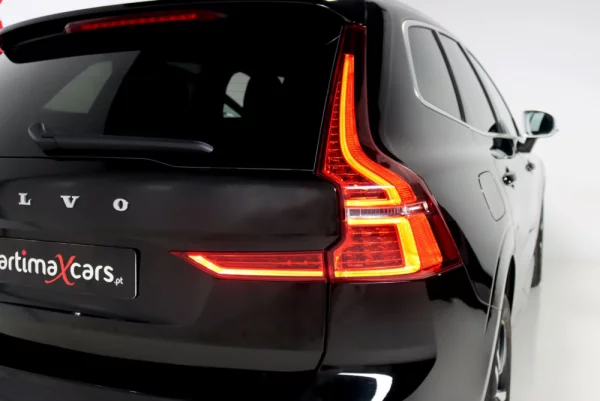 Volvo XC 60 2.0 D4 R-Design Geartronic 7