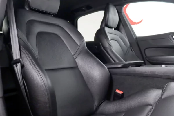 Volvo XC 60 2.0 D4 R-Design Geartronic 20