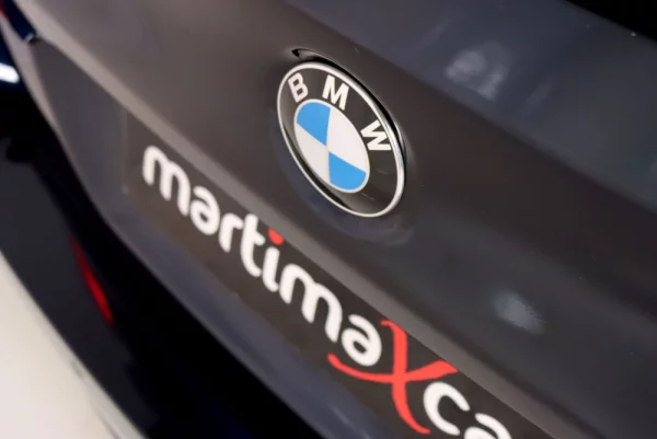 BMW 525 d Pack M Auto 10