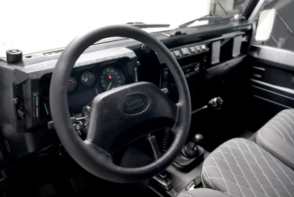 Land Rover Defender 90 METAL TOP 20