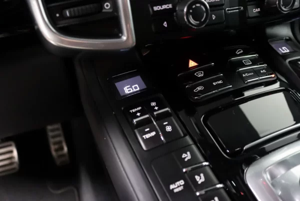 Porsche Cayenne S 17