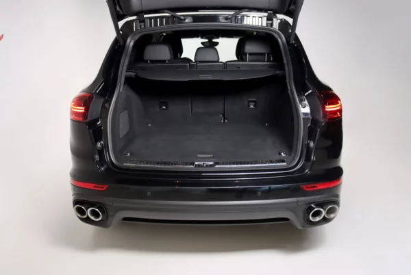 Porsche Cayenne S 35