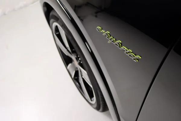 Porsche Cayenne Coupé E-Hybrid Platinum Edition 8