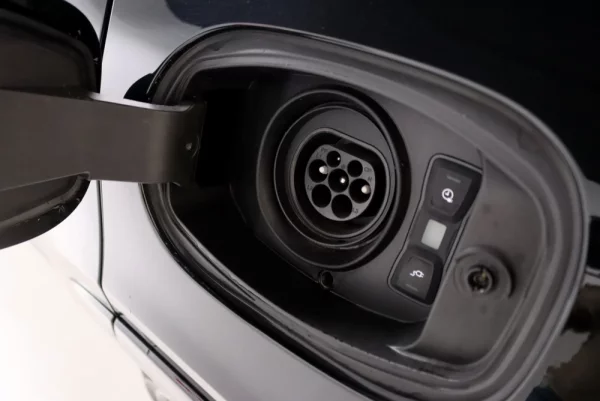 Porsche Cayenne Coupé E-Hybrid Platinum Edition 13