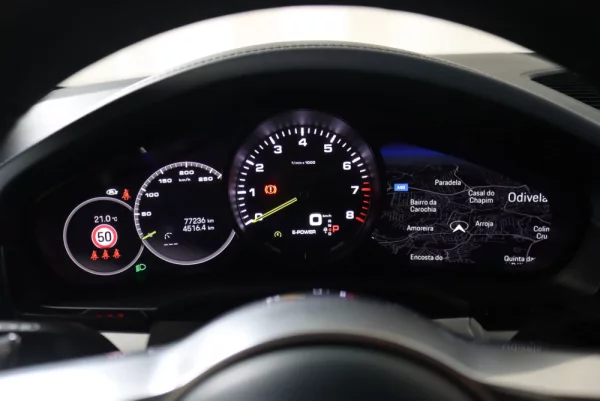 Porsche Cayenne Coupé E-Hybrid Platinum Edition 20