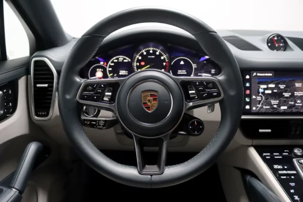 Porsche Cayenne Coupé E-Hybrid Platinum Edition 22