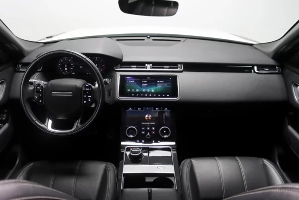Land Rover Range Rover Velar 3.0d R-Dynamic 38