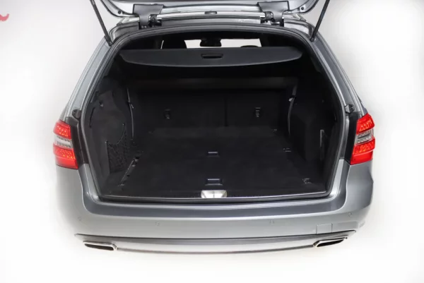Mercedes-Benz E 350 CDi Avantgarde BlueEfficiency 9