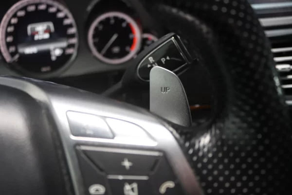 Mercedes-Benz E 350 CDi Avantgarde BlueEfficiency 15