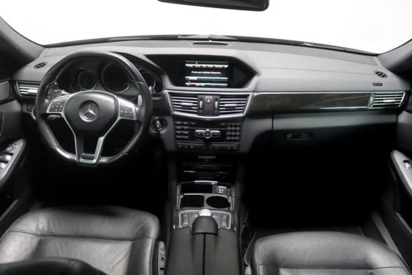 Mercedes-Benz E 350 CDi Avantgarde BlueEfficiency 20