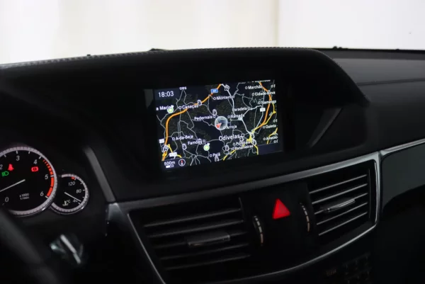 Mercedes-Benz E 350 CDi Avantgarde BlueEfficiency 24