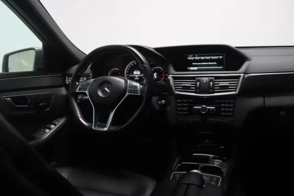 Mercedes-Benz E 350 CDi Avantgarde BlueEfficiency 30