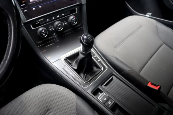 Volkswagen Golf Variant 1.6 TDi Comfortline 17