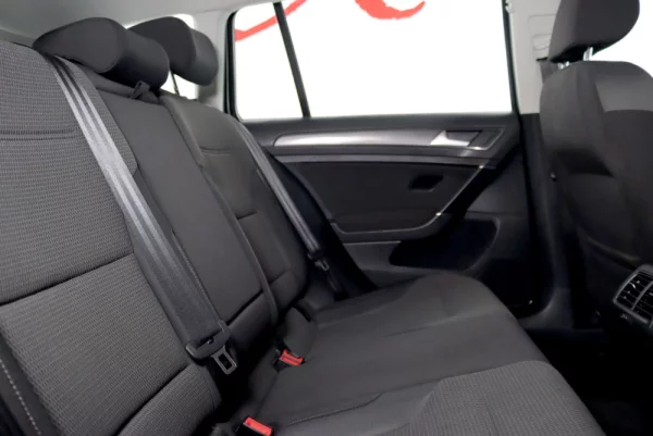 Volkswagen Golf Variant 1.6 TDi Comfortline 21