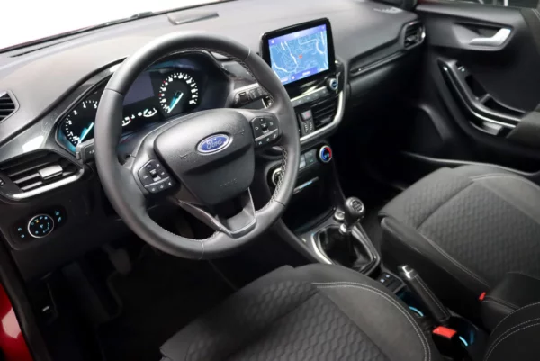 Ford Puma 1.0 EcoBoost Hybrid TITANIUM 25