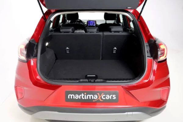 Ford Puma 1.0 EcoBoost Hybrid TITANIUM 37