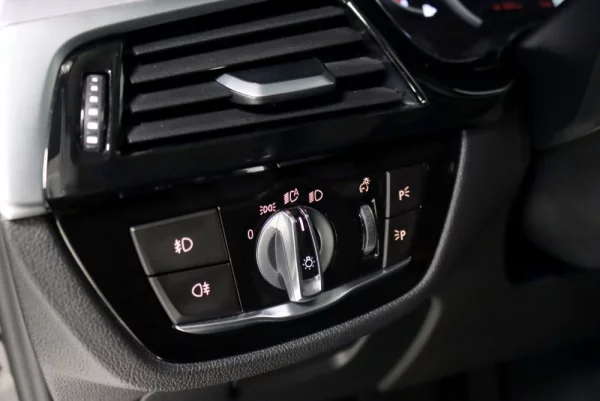 BMW 520 d Auto 13