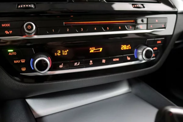 BMW 520 d Auto 29
