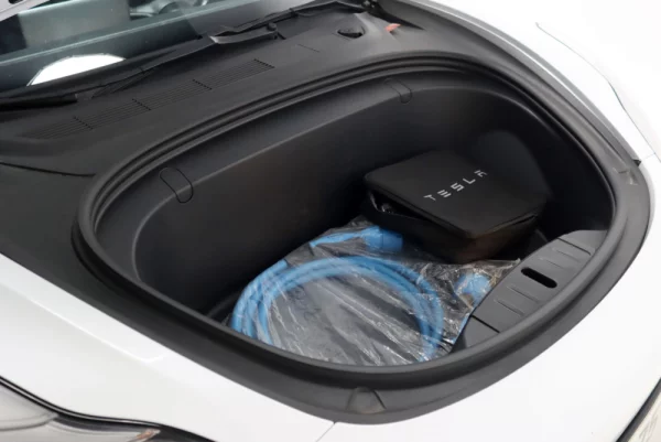 Tesla Model 3 Long-Range Dual Motor AWD 30
