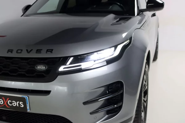Land Rover Range Rover Evoque 2.0 D150 AWD R-Dynamic SE Auto 9