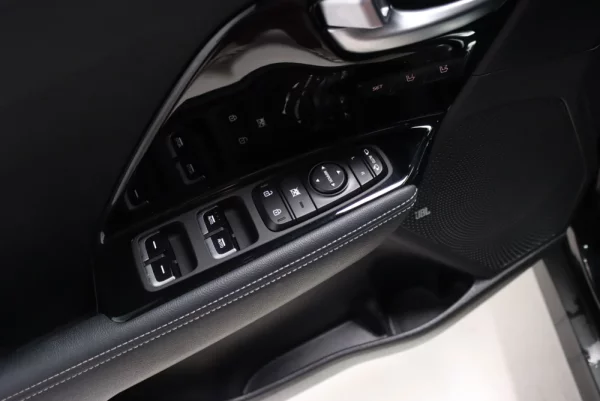 Kia e-Niro 64kWh 26