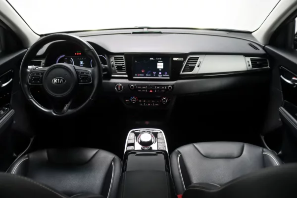 Kia e-Niro 64kWh 28