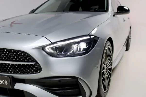 Mercedes-Benz C 300 d AMG Line 10