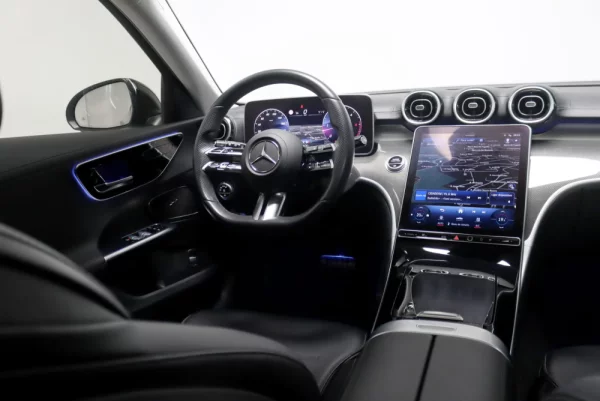 Mercedes-Benz C 300 d AMG Line 38