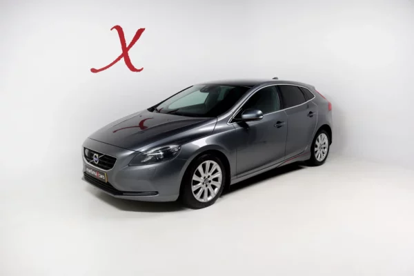 Volvo V40 1.6 D2 R-Design 2