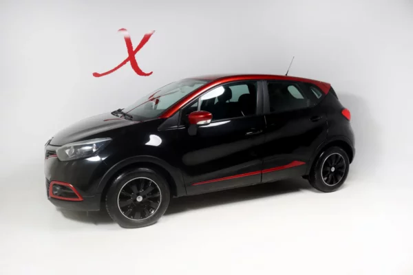 Renault Captur 1.5 dCi Red Edition 3