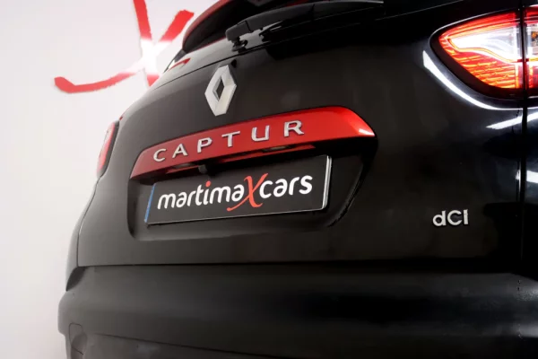 Renault Captur 1.5 dCi Red Edition 7