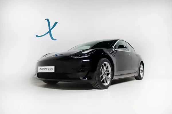 Tesla Model 3 Standard Range Plus RWD 1