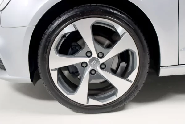 Audi A3 Sportback 1.6 TDi S-line S tronic 9