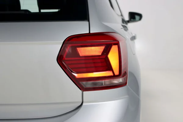 Volkswagen Polo 1.6 TDI Comfortline 6