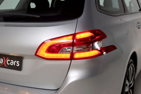 Peugeot 308 1.6 BlueHDi Style 7