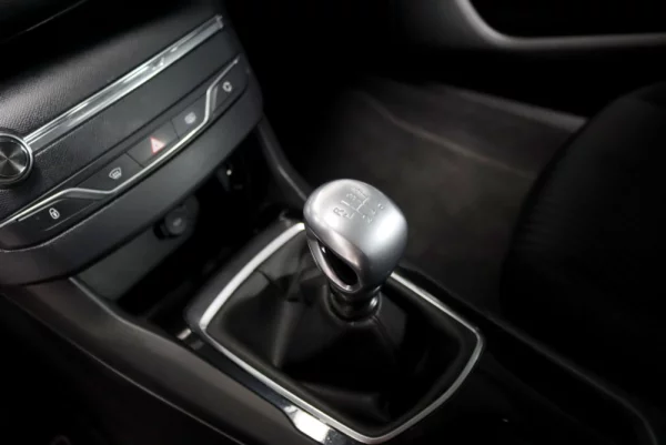Peugeot 308 1.6 BlueHDi Style 16