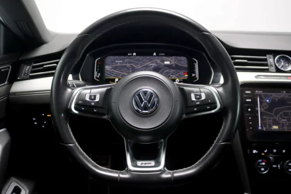 Volkswagen Arteon 2.0 TDI SCR DSG R-Line 20