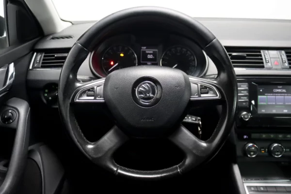 Skoda Octavia Break 2.0 TDI Elegance 16