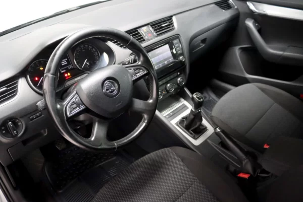 Skoda Octavia Break 2.0 TDI Elegance 22