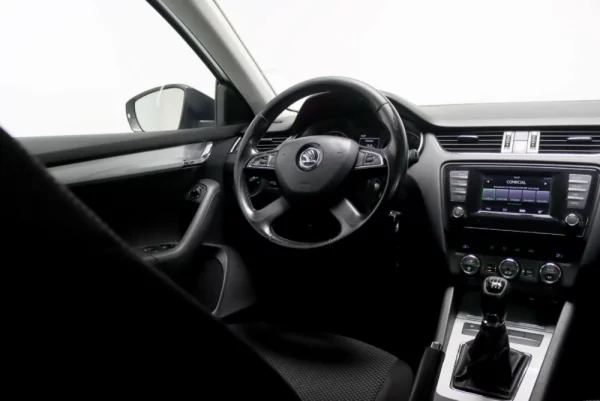 Skoda Octavia Break 2.0 TDI Elegance 24