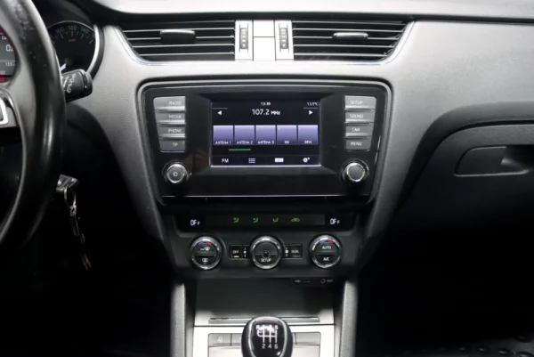 Skoda Octavia Break 2.0 TDI Elegance 25